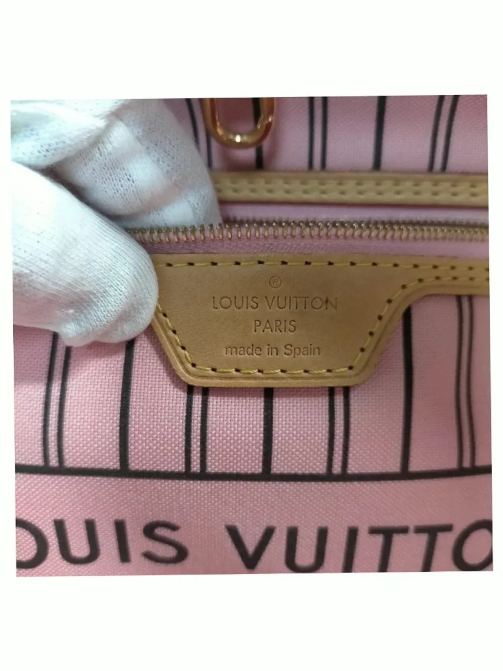 Authentic Louis Vuitton Neverfull MM Jungle Monogram Tote Bag - Picture 15 of 16